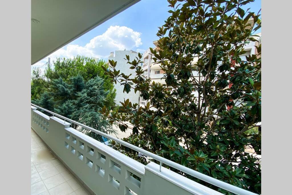 Green Apartment With View Komotini Eksteriør billede